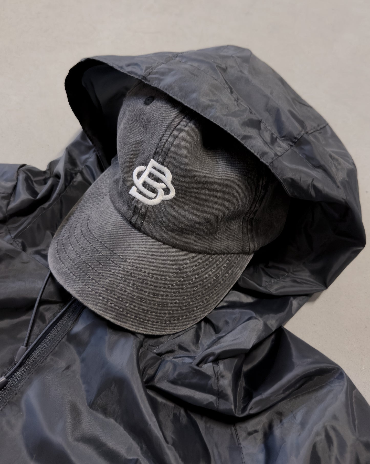 Base Cap Acid Wash Black "Modern Monogram"