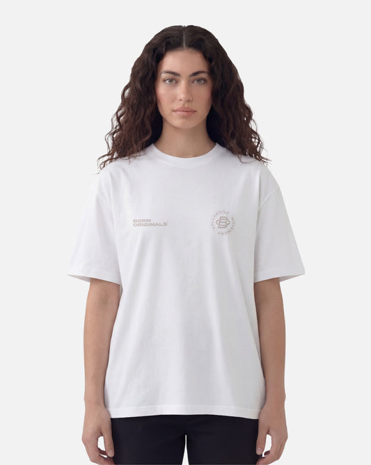 Unisex Oversized T-Shirt White "Modern Monogram"